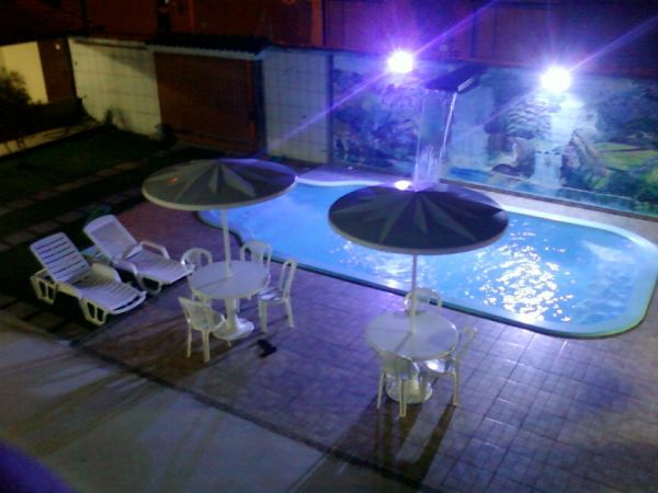 ESPAÇO PARA EVENTOS COM PISCINA ADULTO E INFANTIL